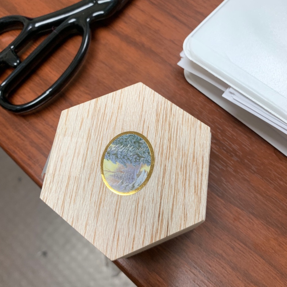 Necklace - Picture 2 of 2